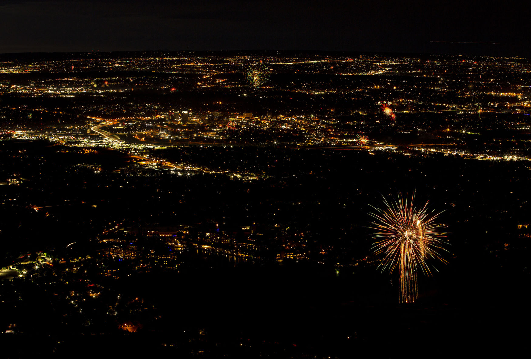 070620-news-fireworks 02.jpg